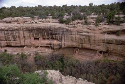 Überreste der Klippenwohnungen der Pueblo-Indianer, gebaut im 11.-14. Jahrhundert von Unbekannt Unbekannt